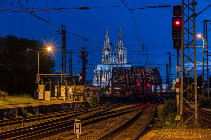 Köln am Abend Blaue Stunde